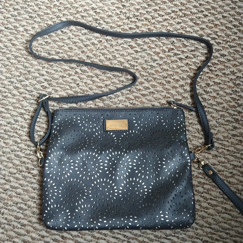 Nine West mini crossbody - Picture 8 of 9